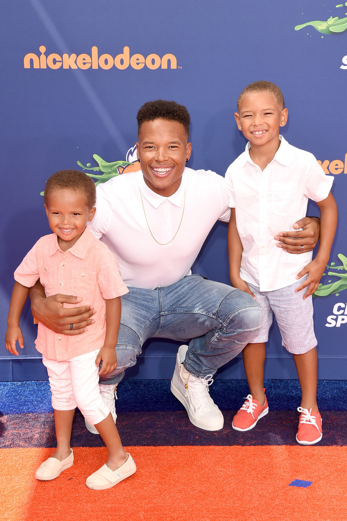 CELEB PARENTS BRING THEIR KIDS TO THE 2015 KIDS SPORTS CHOICE AWARDS