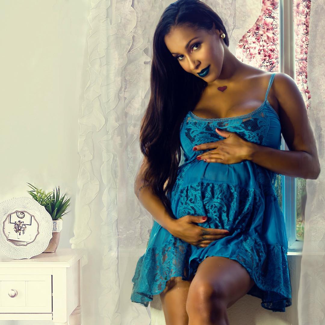 AMINA BUDDAFLY AND FRIENDS HAVE A BABY SHOWER FOR BRONX