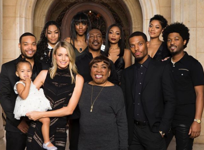 Eddie Murphy with his family