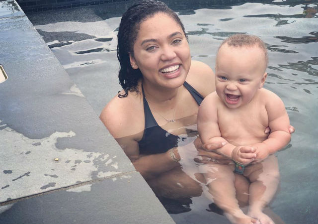 AYESHA CURRY CLAPS BACK AT ONLINE TROLL WHO SUGGESTED SHE ...