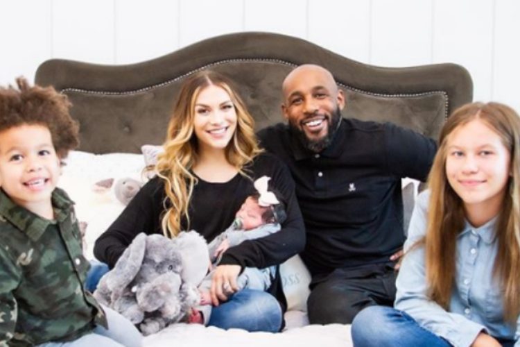 ALLISON HOLKER AND STEPHEN 'TWITCH' BOSS TAKE DANCE BREAKS WHILE BABY