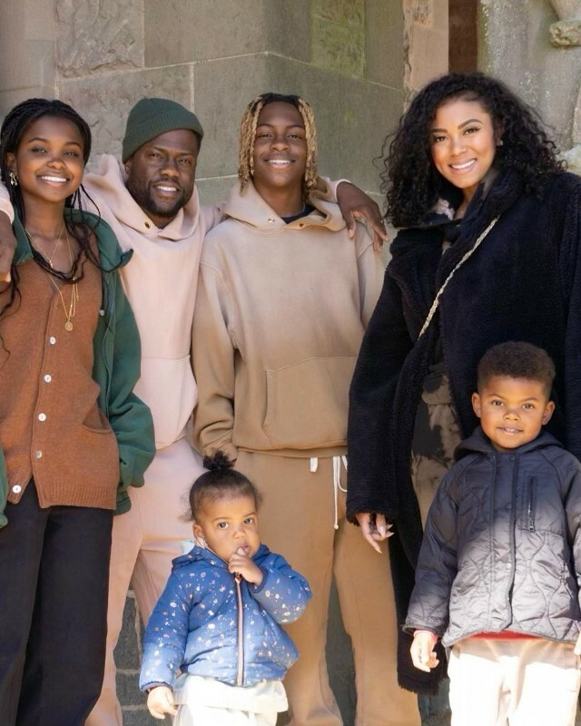 KEVIN HART, WIFE ENIKO AND KIDS POSE IN SWEET PHOTOS - Celeb 99