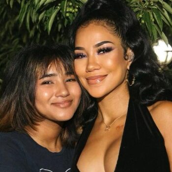 Jhene Aiko and daughter