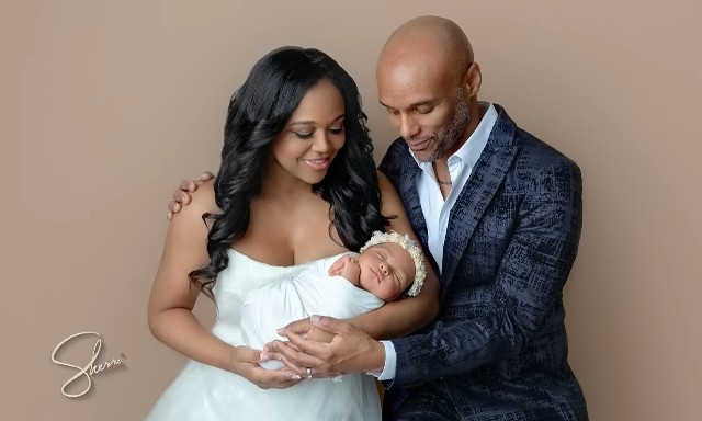 Faith Jenkins And Kenny Lattimore Shows Daughters Face For First Time