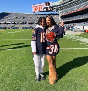 DERRICK ROSE AND MIEKA REESE CELEBRATE SON'S BIRTHDAY AT CHICAGO BEARS GAME