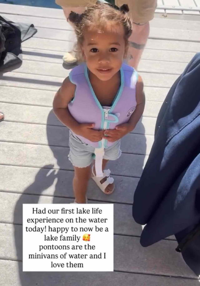 CHRISSY TEIGEN DECLARES HER FAMILY OFFICIALLY A ‘LAKE FAMILY’