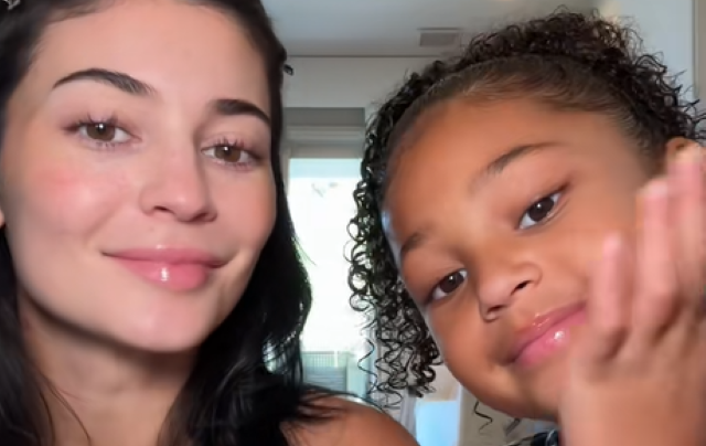 Kylie Jenner and Stormi. KYLIE JENNER TIKTOK