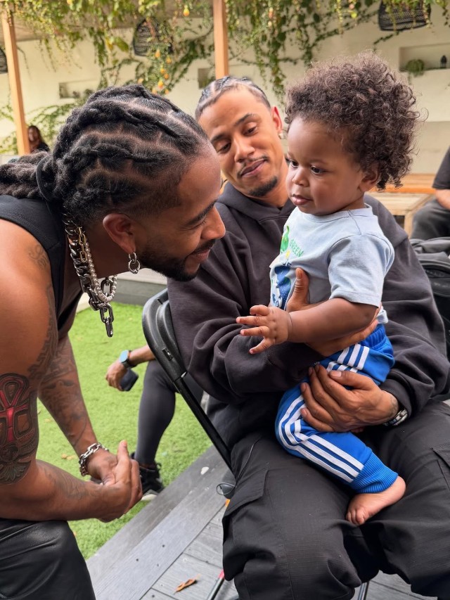 RAZ-B CELEBRATES SON VERSAI’S FIRST BIRTHDAY WITH OMARION AND LIL FIZZ RAZ-B CELEBRATES SON VERSAI’S FIRST BIRTHDAY WITH OMARION AND LIL FIZZ