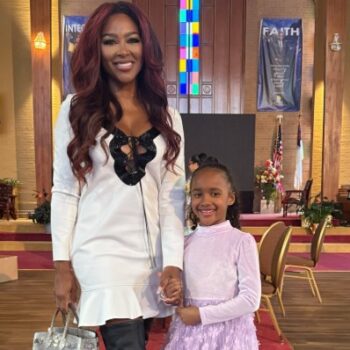 KENYA MOORE SAYS DAUGHTER BROOKLYN MET HER GRANDMOTHER FOR THE FIRST TIME DURING FAMILY CELEBRATION