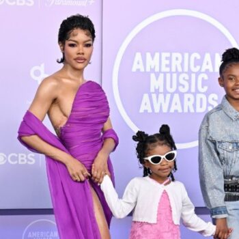 TEYANA TAYLOR BRINGS DAUGHTERS JUNIE AND RUE ROSE TO THE 2026 AMAs