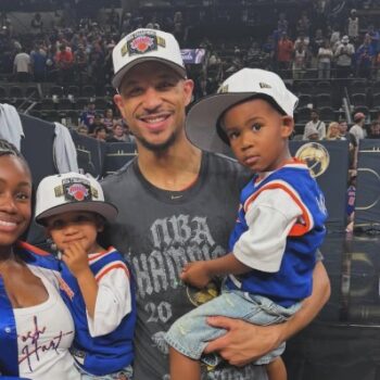 JOSH HART CELEBRATES KNICKS’ HISTORIC NBA CHAMPIONSHIP WITH WIFE AND KIDS