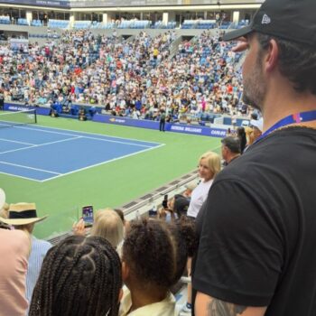ALEXIS OHANIAN AND DAUGHTERS OLYMPIA AND ADIRA CHEER ON SERENA WILLIAMS AT US OPEN