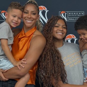 CANDACE PARKER CELEBRATES HALL OF FAME INDUCTION WITH HER THREE CHILDREN: “MY REAL MVP SEASON”